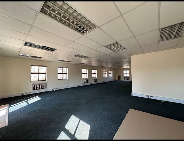 150M² OFFICE TO LET IN HIGHVELD TECHNOPARK